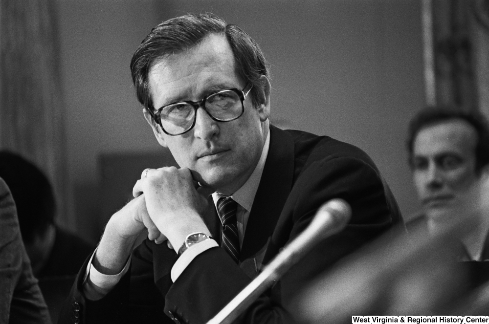 ["Senator John D. (Jay) Rockefeller listens to testimony at a Senate Commerce Committee hearing."]%