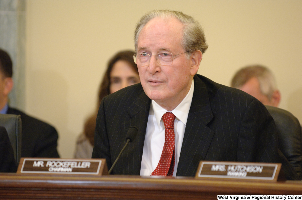 ["Senator John D. (Jay) Rockefeller chairs a Commerce Committee hearing."]%