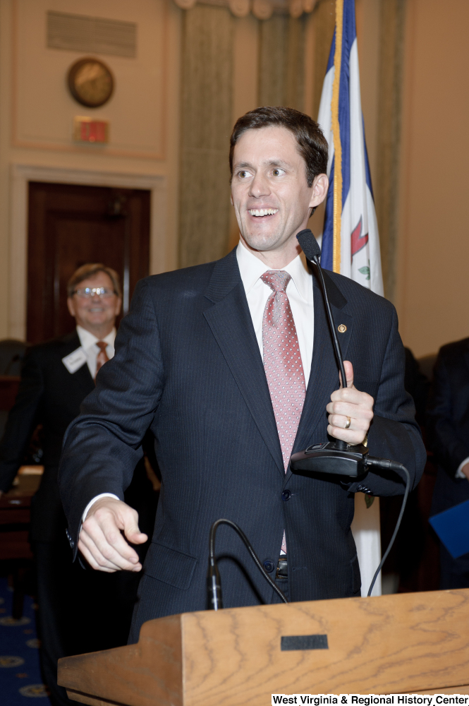 ["CArte Goodwin, the temporary Senator from West Virginia, speaks at Senator Joe Manchin's swearing-in ceremony."]%